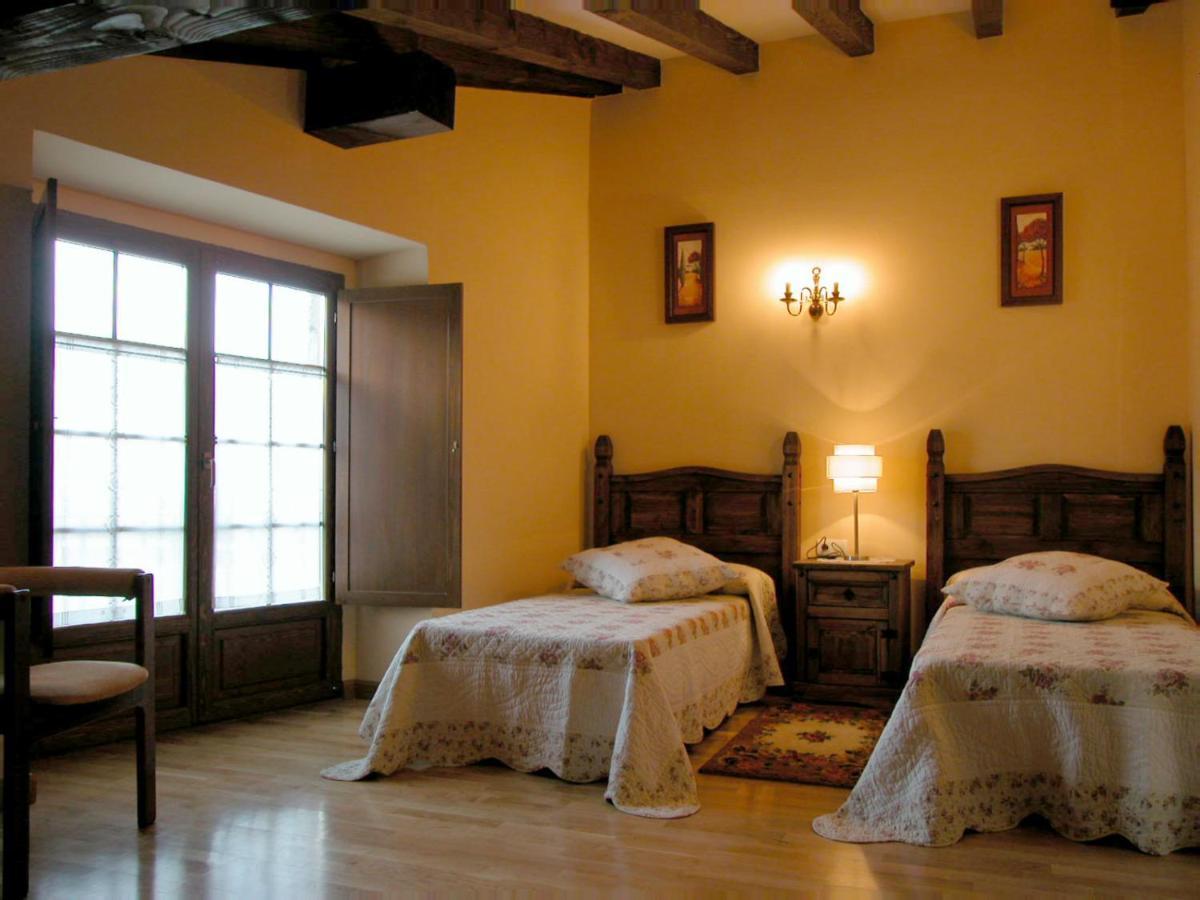 casa rural JUANSERENA Echarren Exterior foto